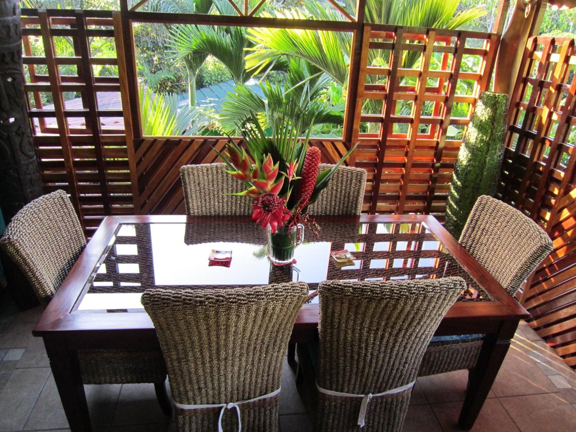 Physis Caribbean Bed & Breakfast Puerto Viejo de Talamanca Extérieur photo