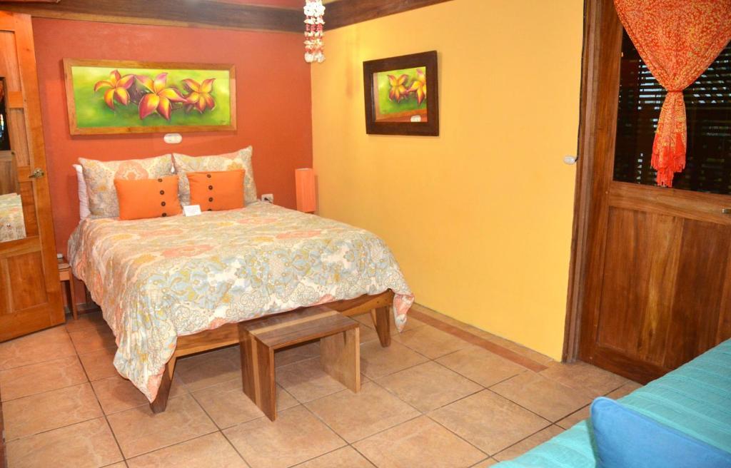 Physis Caribbean Bed & Breakfast Puerto Viejo de Talamanca Extérieur photo