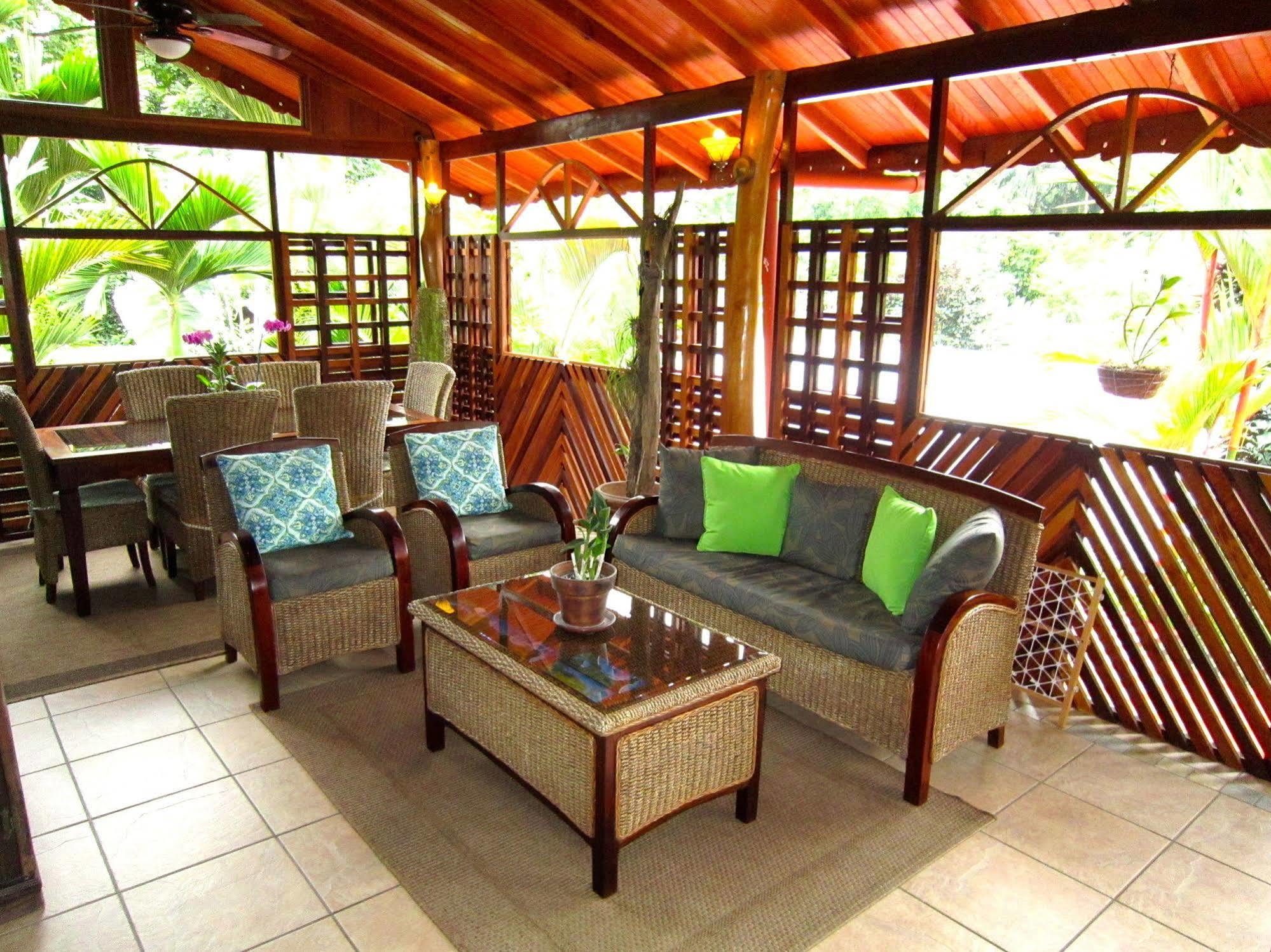 Physis Caribbean Bed & Breakfast Puerto Viejo de Talamanca Extérieur photo