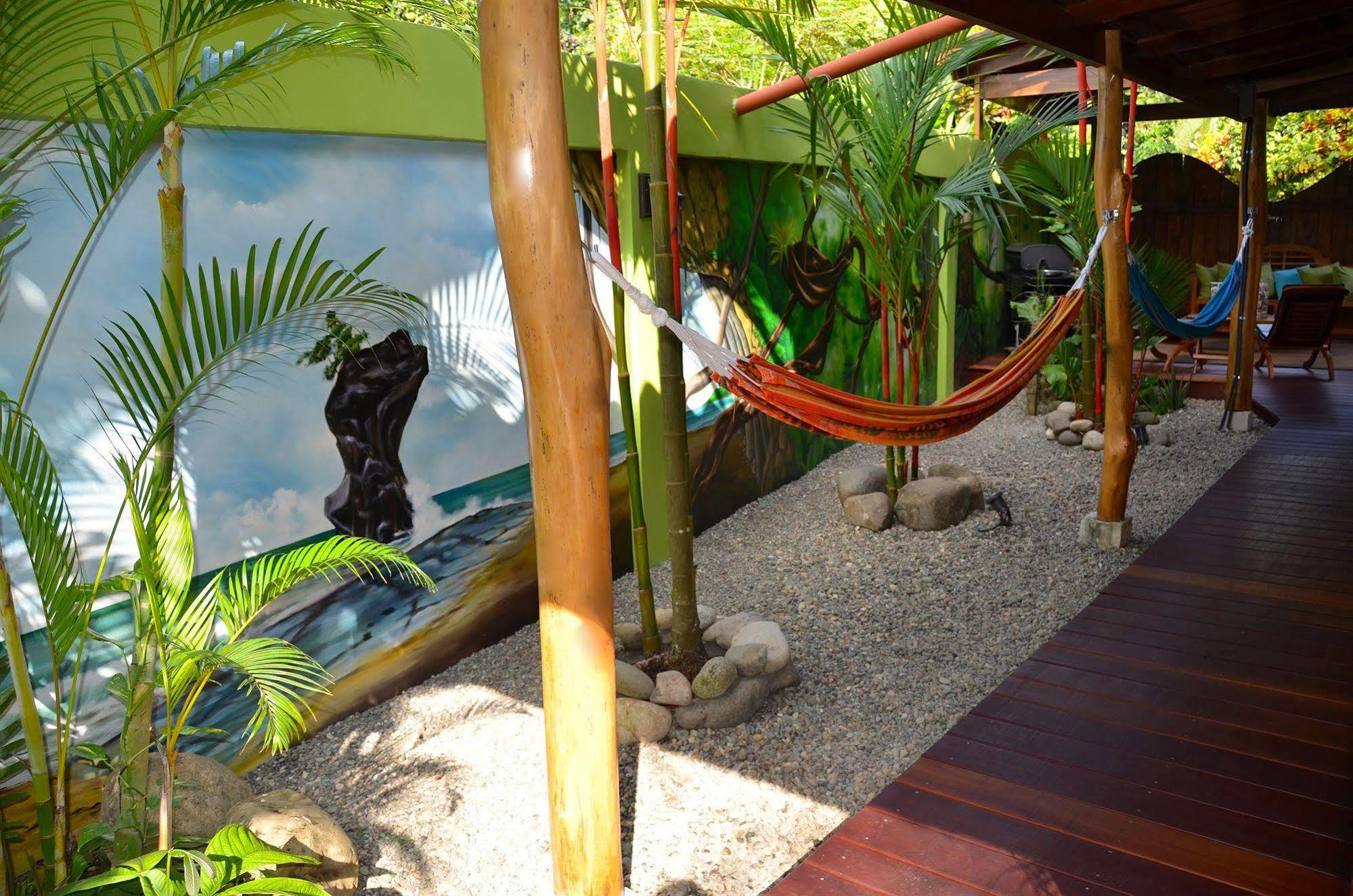 Physis Caribbean Bed & Breakfast Puerto Viejo de Talamanca Extérieur photo